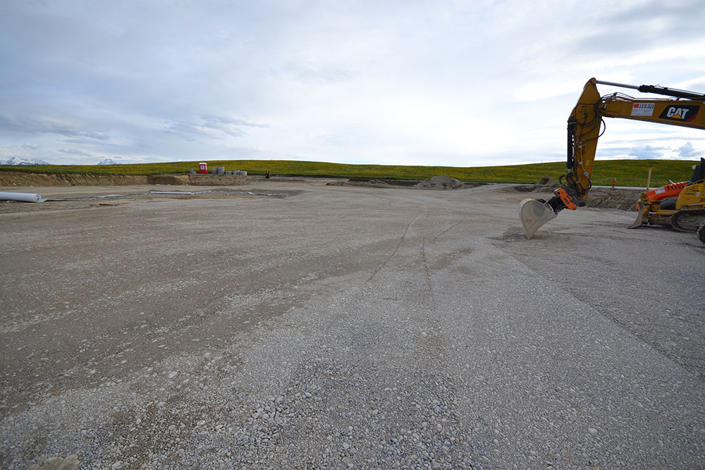 Halle-und-Bueroraeume