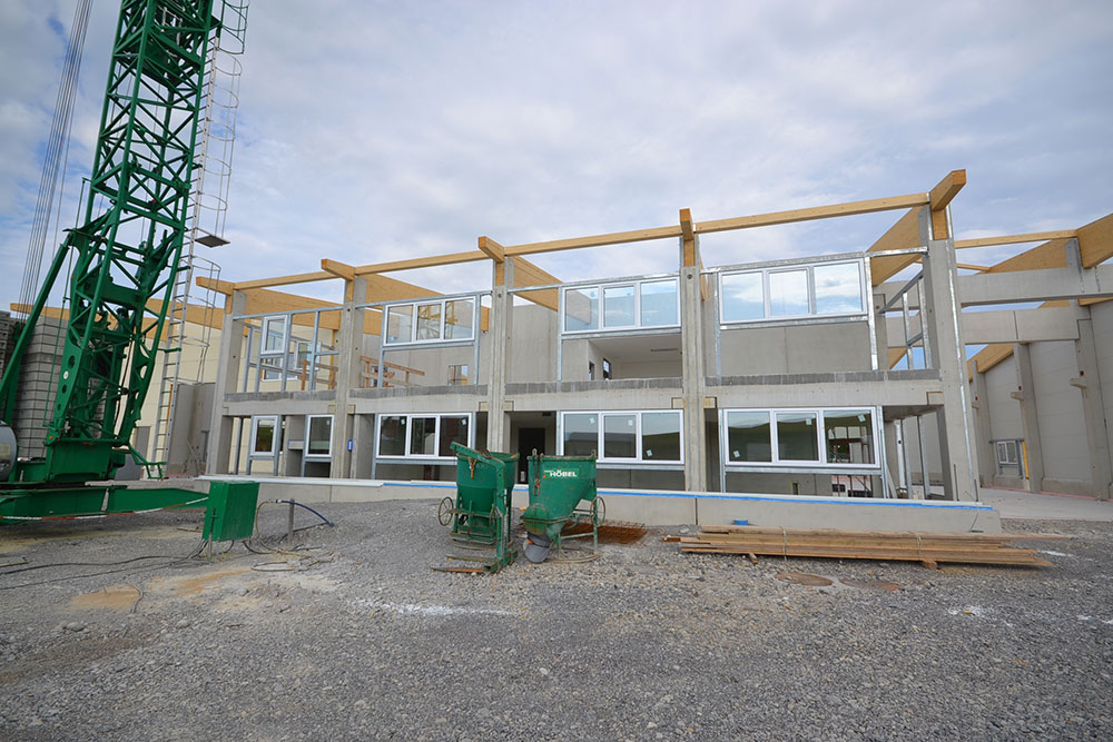 Halle-und-Bueroraeume